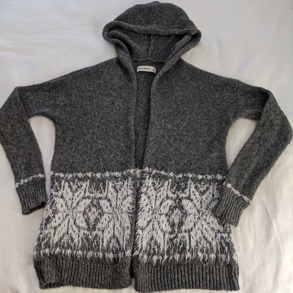 Abercrombie Kids girls hooded sweater Size M